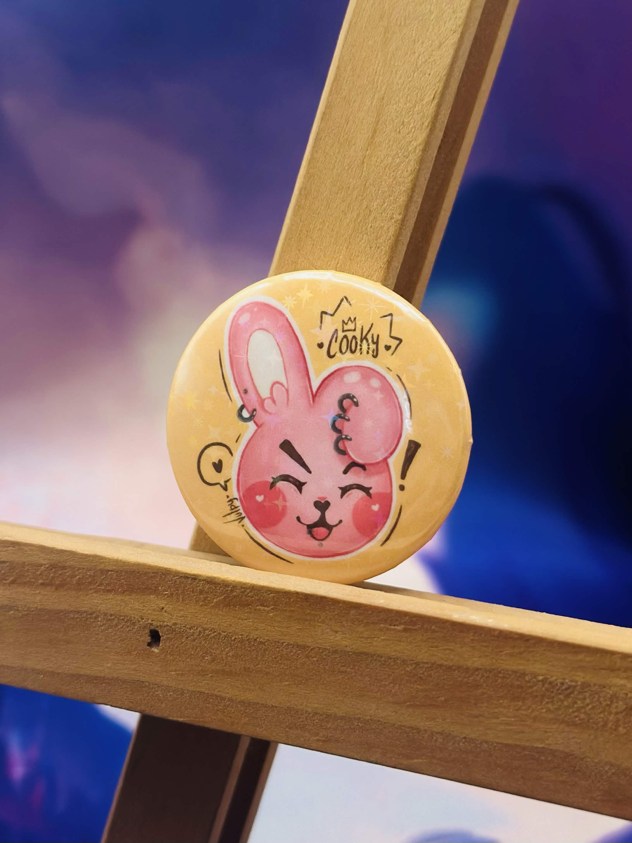 Cooky - Button Pin - BTS 💜